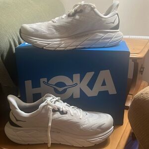 All white pair of Hokas and never worn. Box included and US Men’s size 11